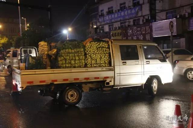 農貿城早市,再見了!親,趕早去新市場買吧~