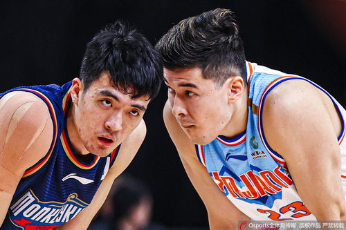 阿不都沙拉木跟霍楠去同曦 圖啥 想要錢去大城市大球隊不香嗎