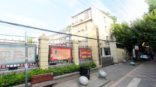 打卡武漢城區(qū)最具煙火氣息社區(qū) 內(nèi)建學(xué)校和工廠,風(fēng)格停在上世紀(jì)